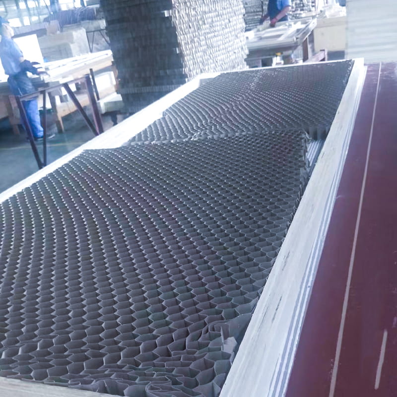 چسب درب LM135 برای مونتاژ درب چوبی